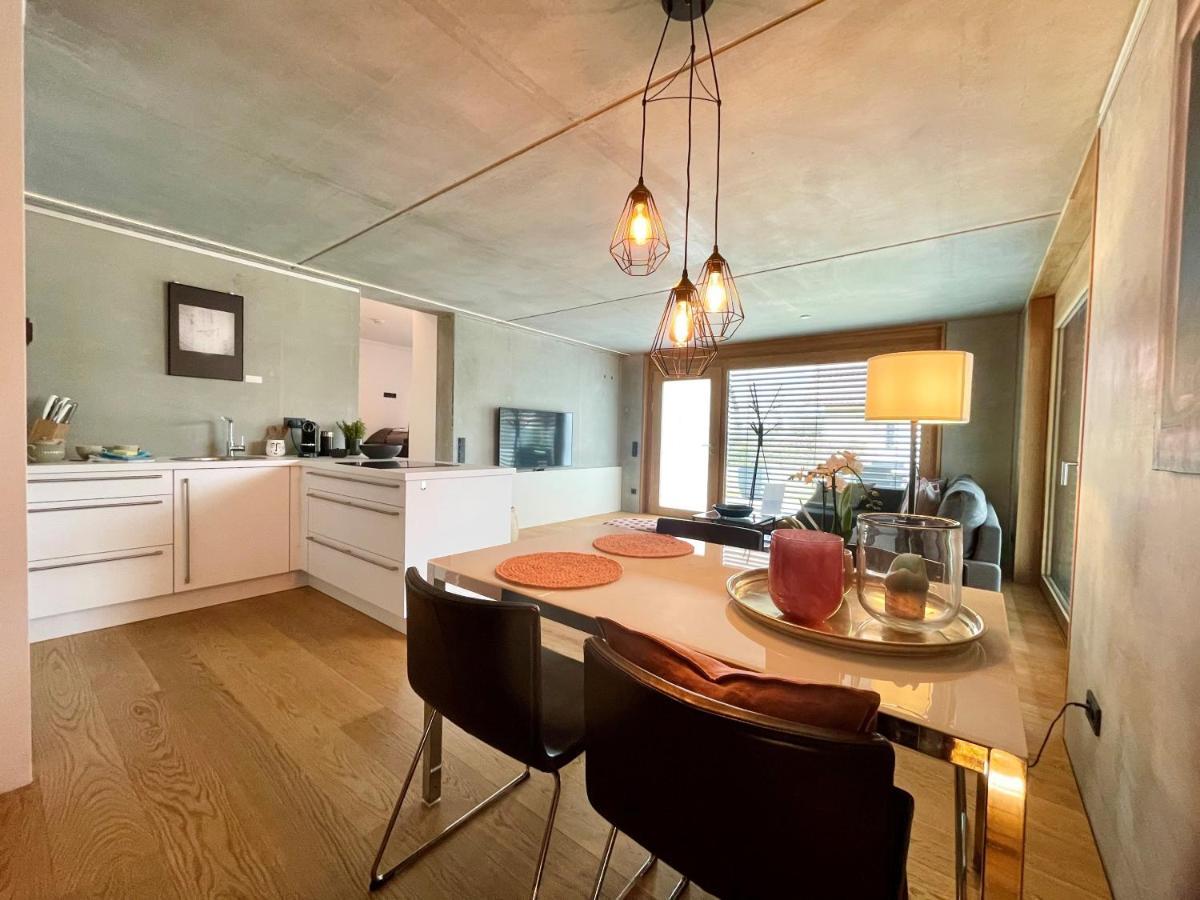 Tolle Ferienwohnung Le Gira Mit Eigenem Garten Konstanz Bagian luar foto