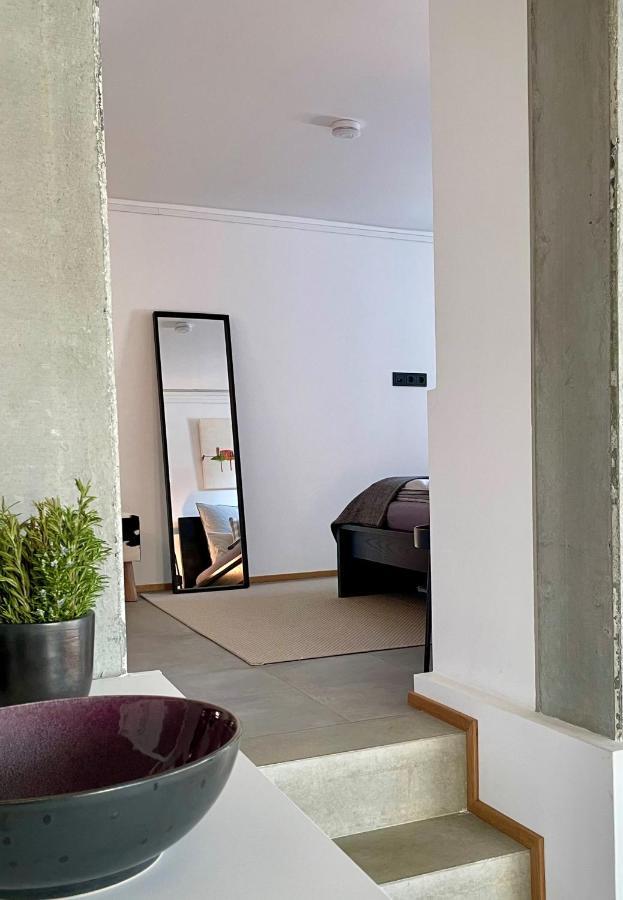 Tolle Ferienwohnung Le Gira Mit Eigenem Garten Konstanz Bagian luar foto